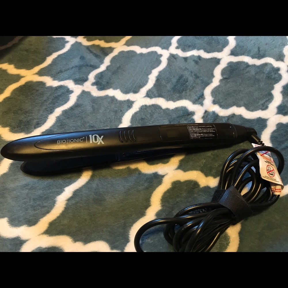 Bio ionic 10x pro straightening iron